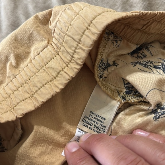 L.L. Bean Woman’s Pull on Ripstop Drawstring Khaki Ankle Pants - Picture 11 of 11
